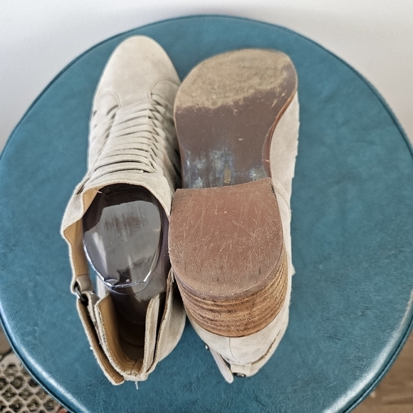 Sam Edelman Pierson Woven Cutout Booties in Putty Size 9 - Picture 9 of 10